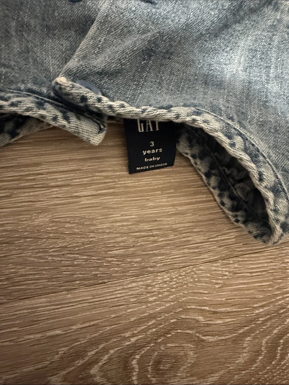 Gap Jean top